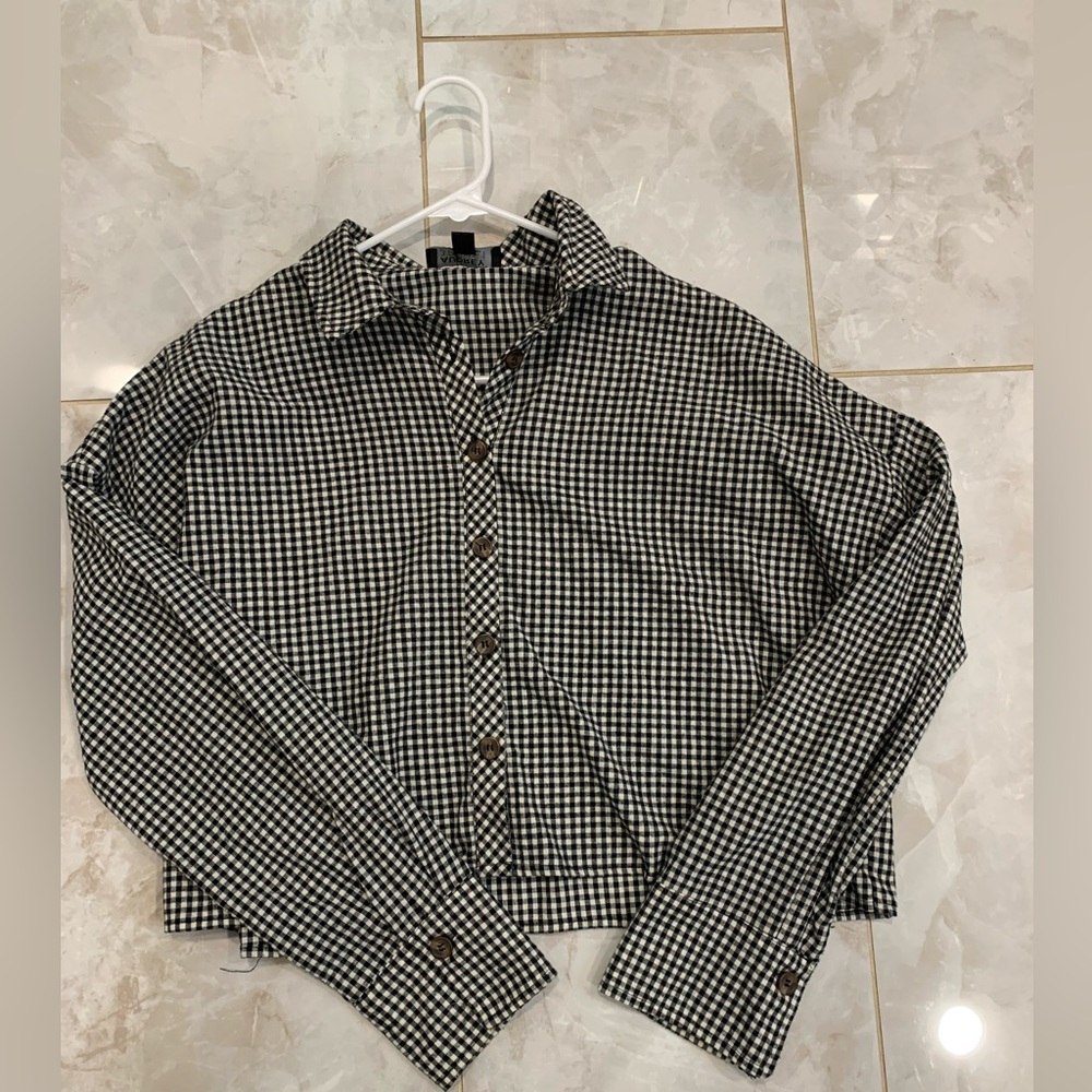 NWOT Audrey 3PLUS1 Crop Long Sleeve Flannel